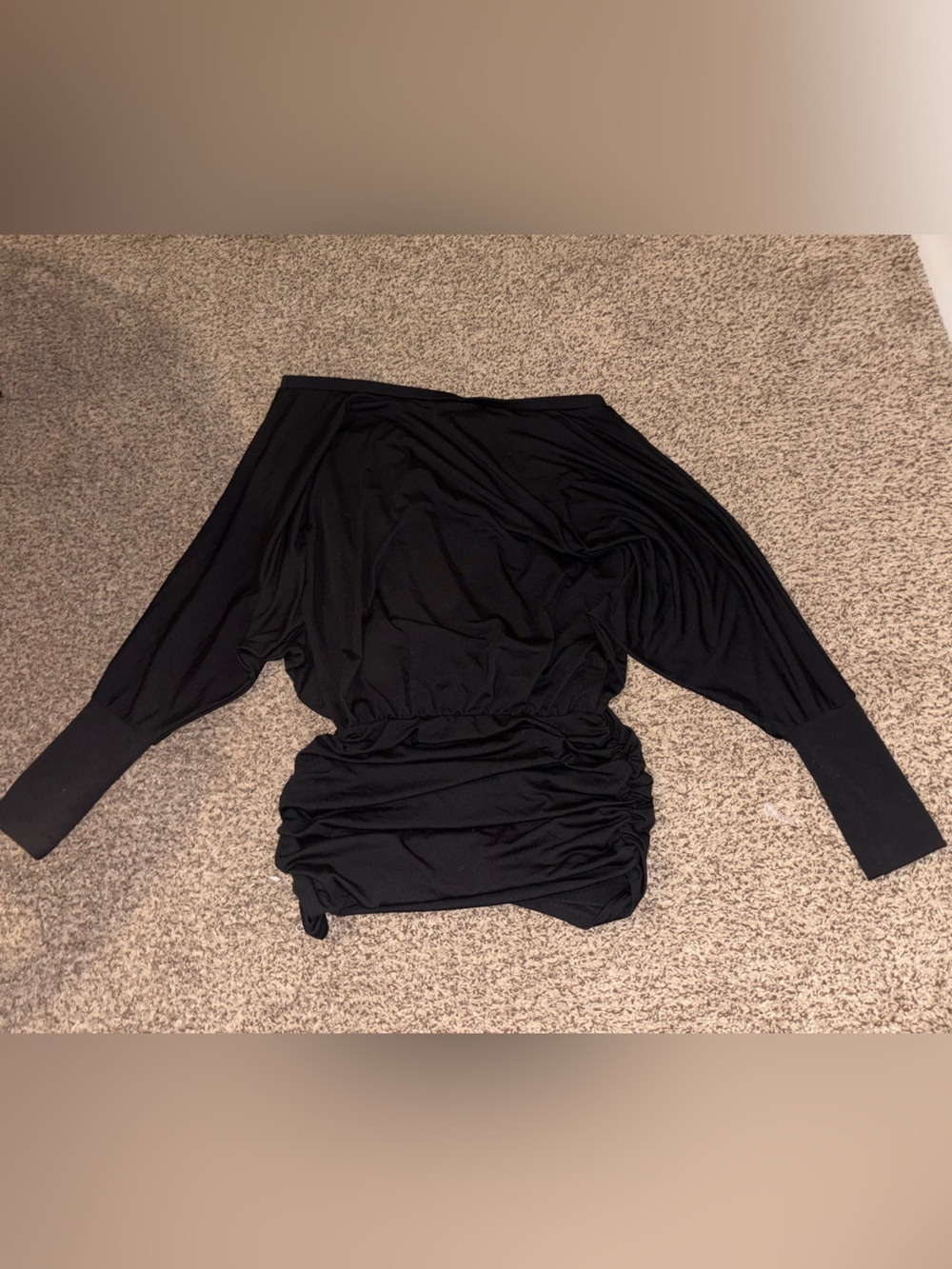 Black Women’s Off-Shoulder Ruched Long-Sleeve dress - Classic Black
